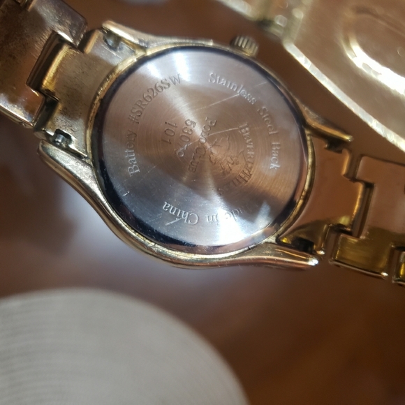 Wrist Watch - Picture 2 of 3